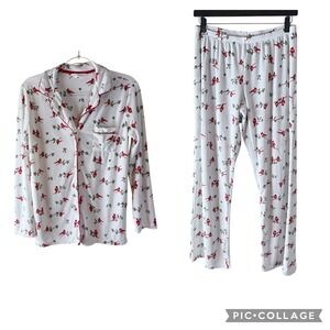 Sold

Laura Ashley Women's Cardinal Pajama Set Long Sleeve Button Down White Red